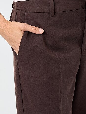 Calças cigarete lisas com 2 bolsos