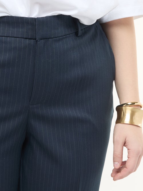 Calças cigarette que abrem com colchete e fecho - Kiabi