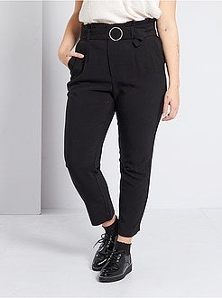 Calças city com cinto - Kiabi