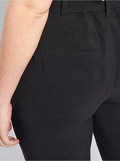 Calças city com cinto - Kiabi