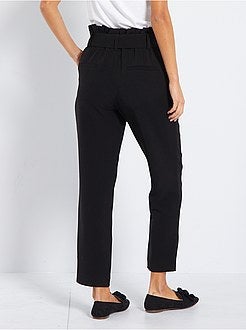 Calças city com cinto - Kiabi