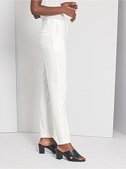 Calças city corte direito - Kiabi