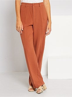 Calças city corte direito - Kiabi