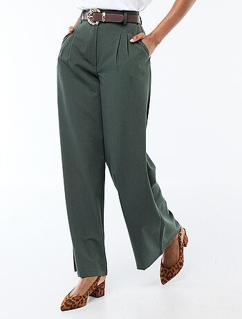 Calças city de corte largo com cinto