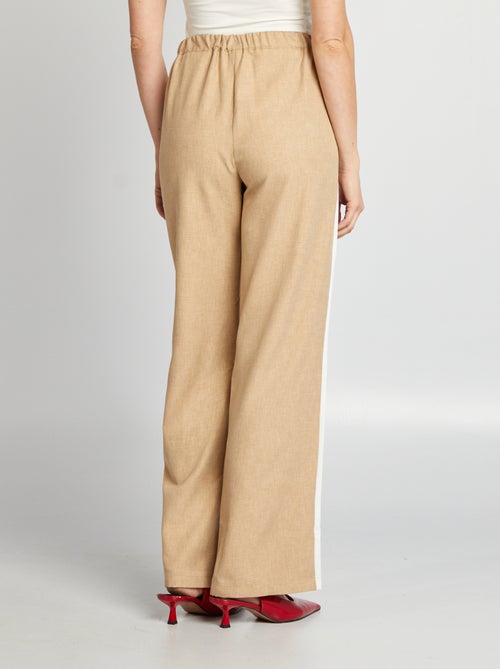 Calças city largas com faixas dos lados - Kiabi