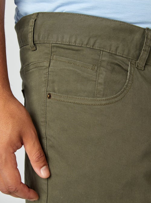 Calças com 5 bolsos fitted L34 - Kiabi