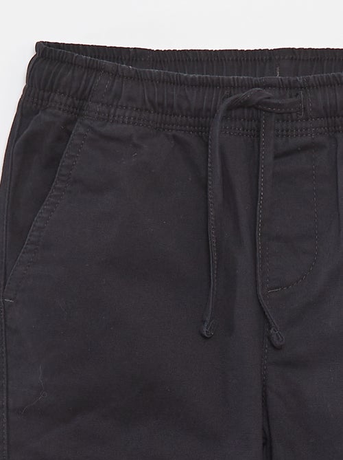 Calças com bolsos e cós ajustável - Kiabi