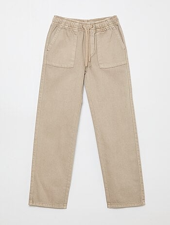 Calças com bolsos retangulares - Corte + ajustado