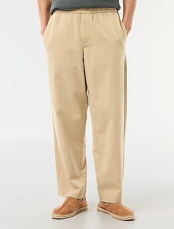 Calças com cintura elástica