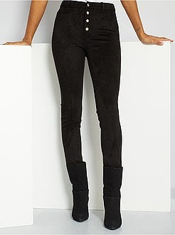 Calças com cintura subida em camurça sintética - Kiabi