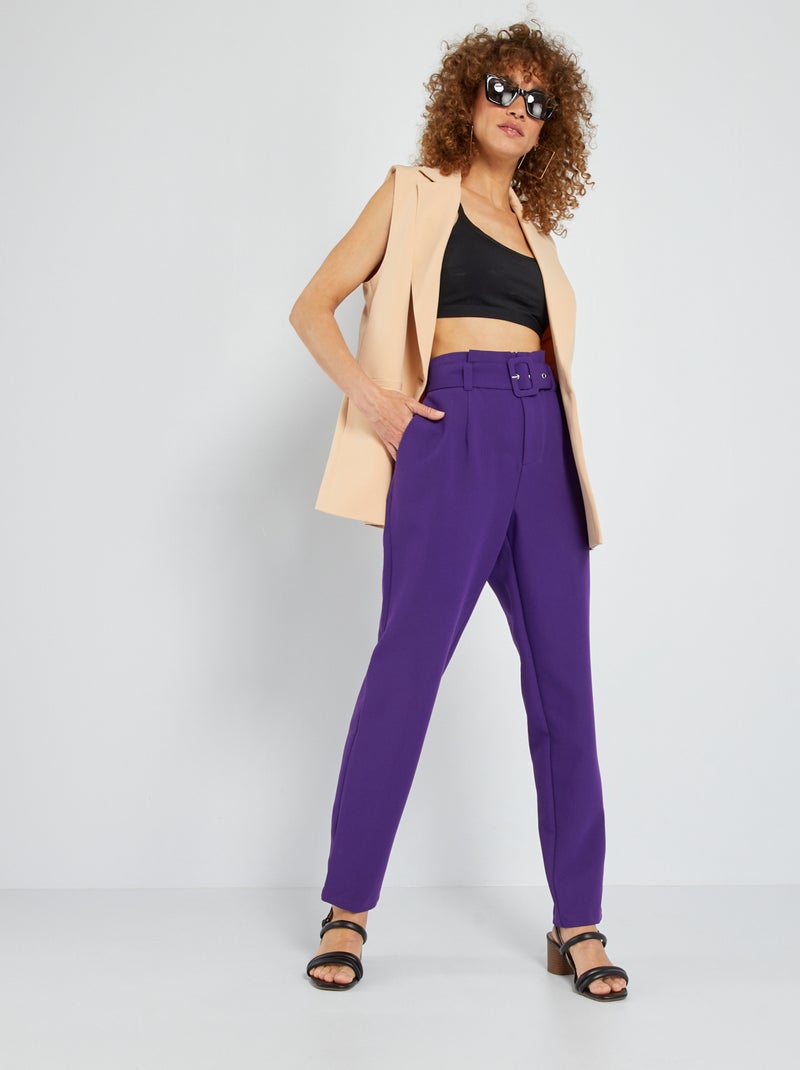 Calças com corte cenoura com cinto Roxo - Kiabi