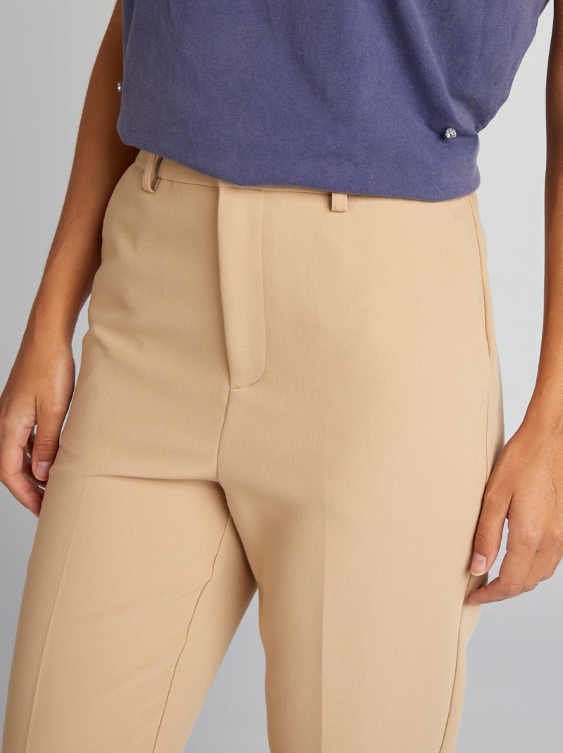 Calças com corte cigarro BEGE - Kiabi