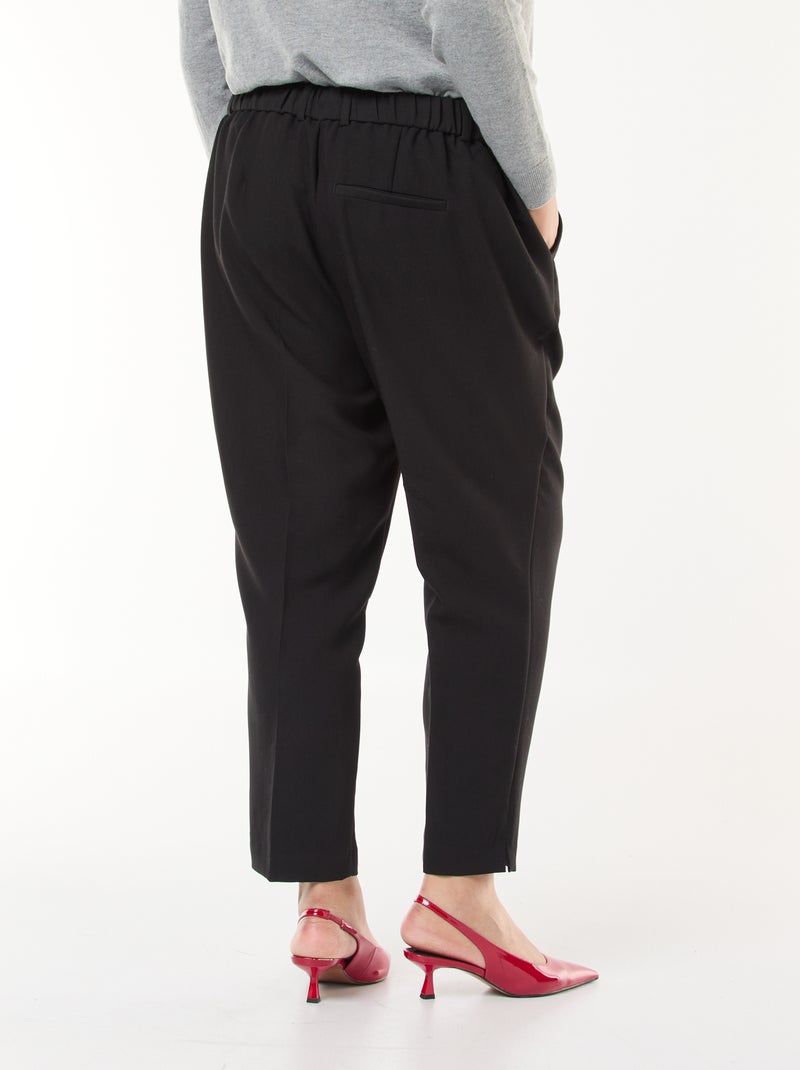 Calças com corte cigarro Preto - Kiabi