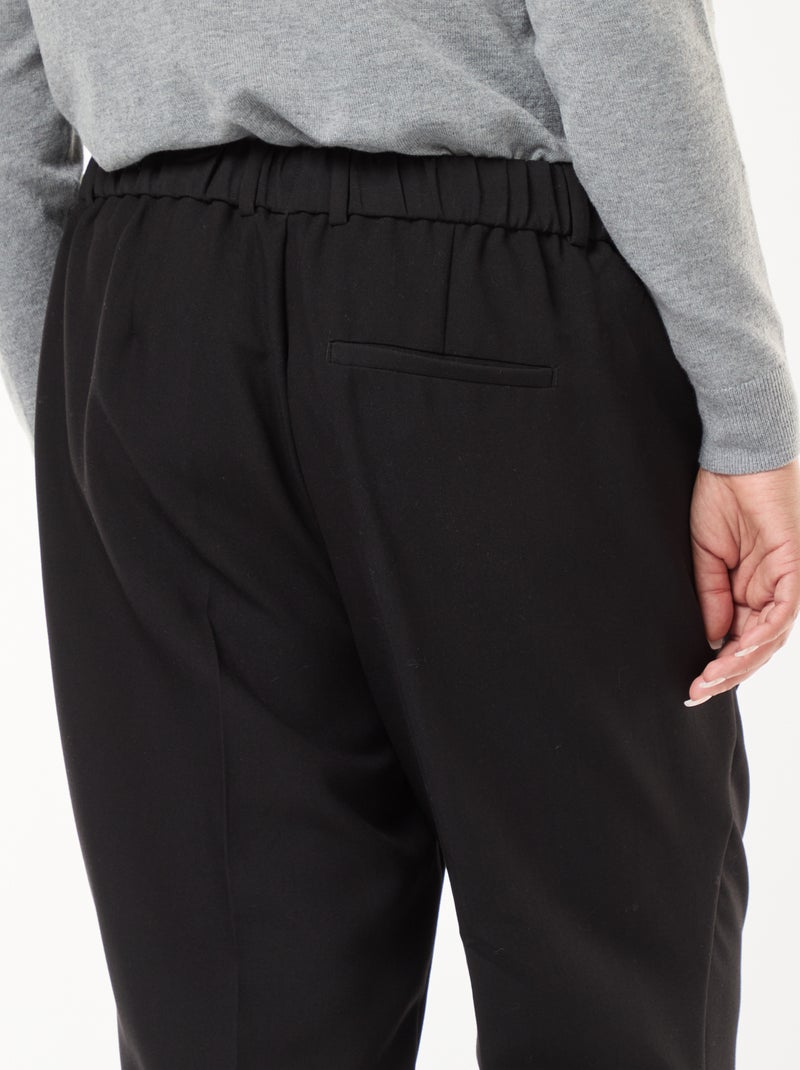 Calças com corte cigarro Preto - Kiabi