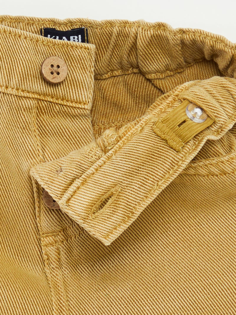Calças com corte fit tamanho 48/51 AMARELO - Kiabi