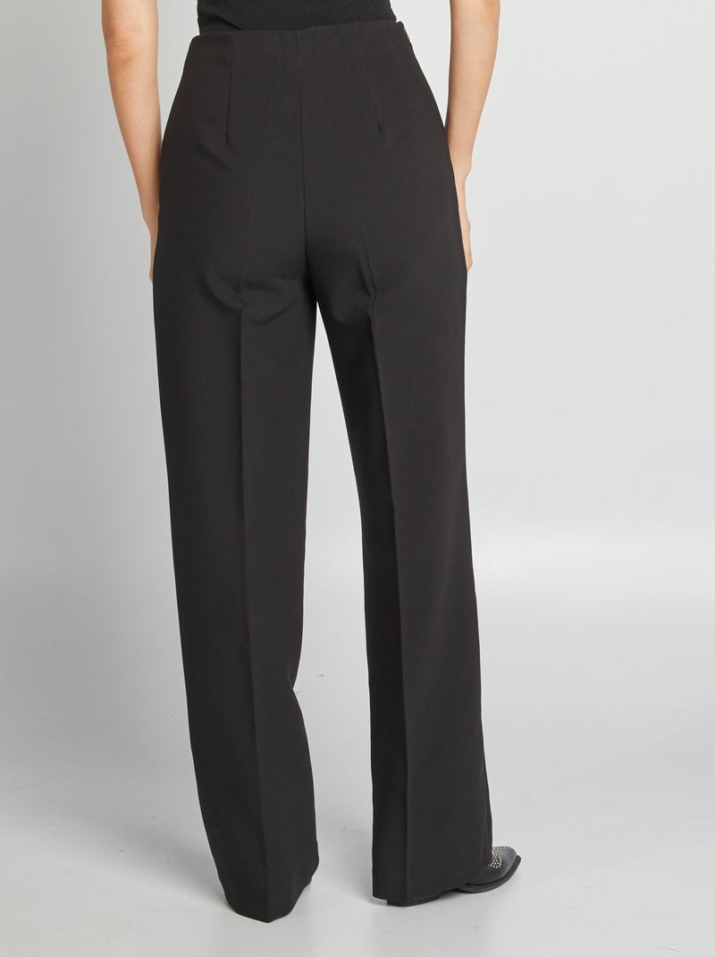 Calças com pinças com corte a direito Preto - Kiabi