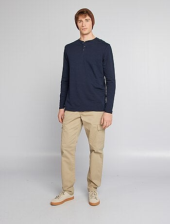 Calças com vários bolsos - L36