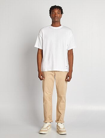 Calças com vários bolsos