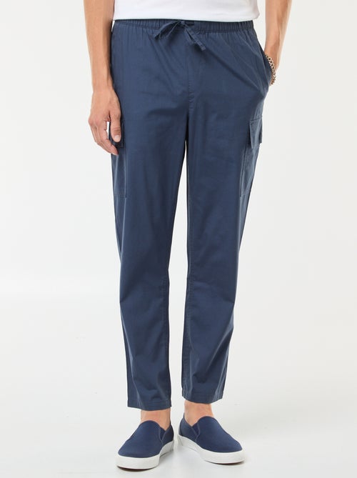 Calças com vários bolsos com cinto elástico + atilhos - Kiabi