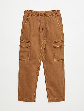 Calças com vários bolsos com cinto elástico