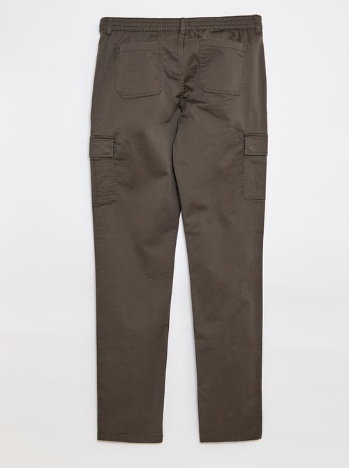 Calças com vários bolsos lisas - Kiabi