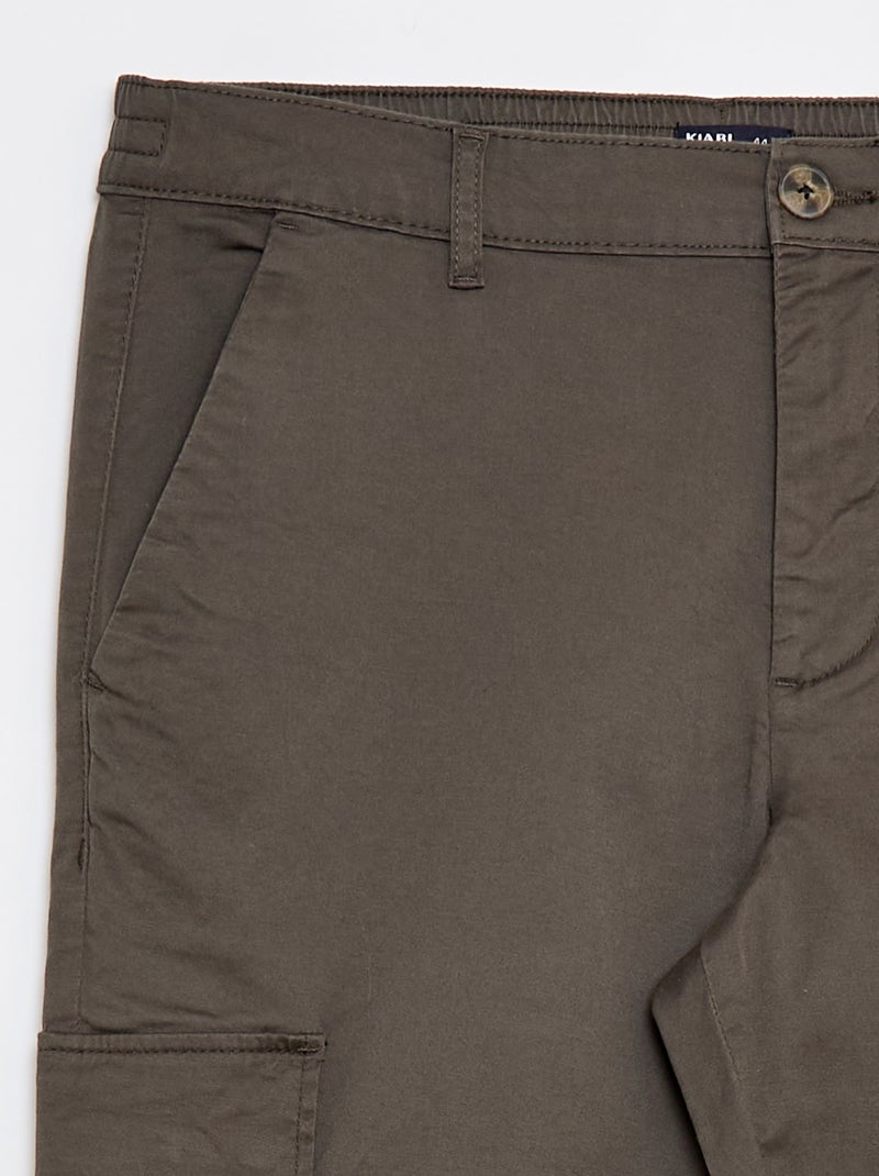 Calças com vários bolsos lisas CAQUI - Kiabi