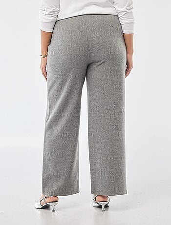 Calças confortáveis em malha canelada