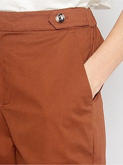 Calças curtas com dobras - Kiabi