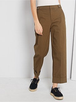 Calças curtas com dobras - Kiabi