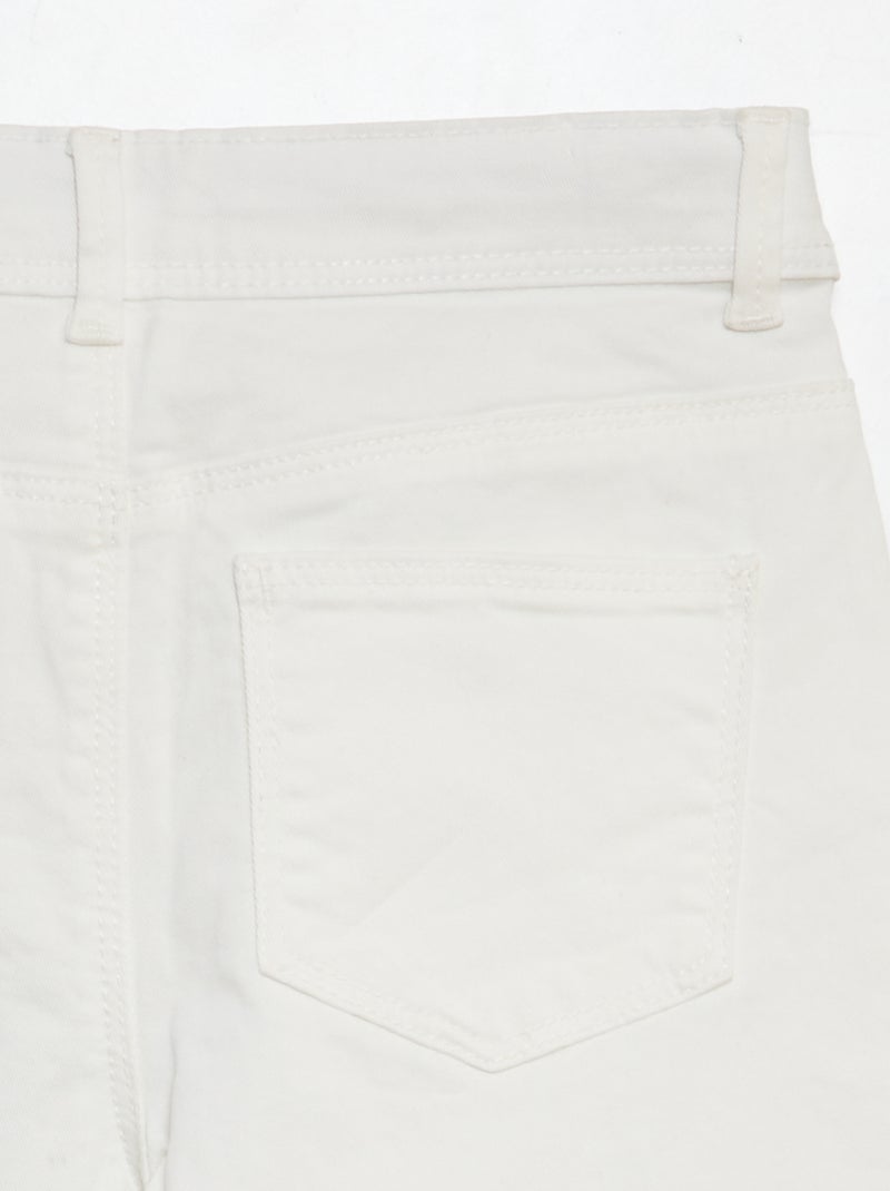 Calças curtas skinny Branco - Kiabi