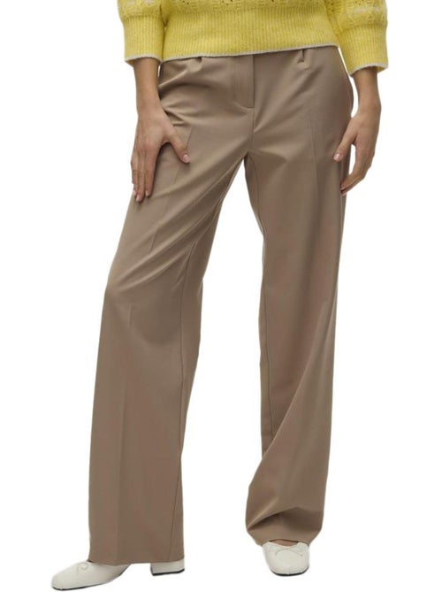 Calças de Alfaiataria Camel Vero Moda Raya para Mulher - Kiabi Calças de Alfaiataria Camel Vero Moda Raya para Mulher - Kiabi