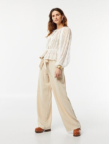 Calças de corte direito com cinto para atar na cintura