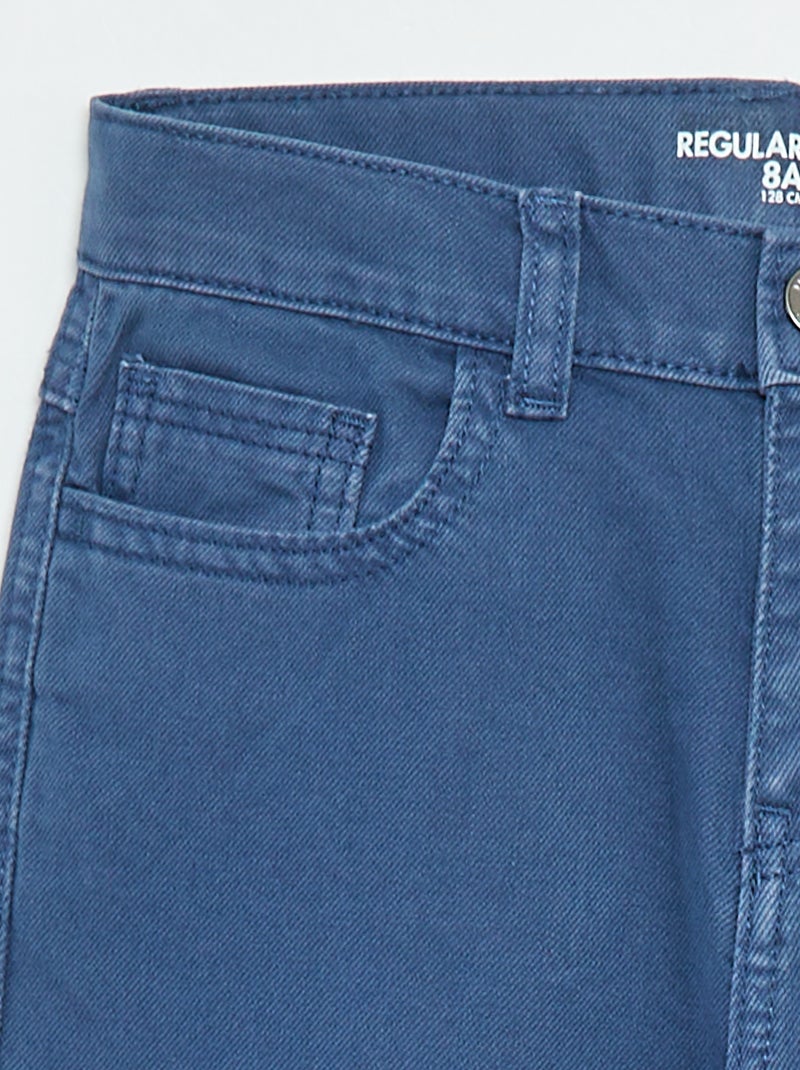 Calças de corte direito/regular fit com 5 bolsos Azul - Kiabi