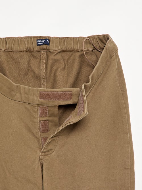 Calças de corte regular com bolsos de aba - coleção fácil de vestir - Kiabi
