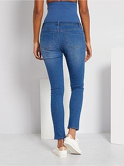 Calças de ganga 'barriga lisa' - Kiabi