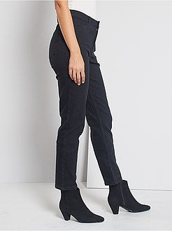 Calças de ganga com corte direito comprimento US32 - Kiabi