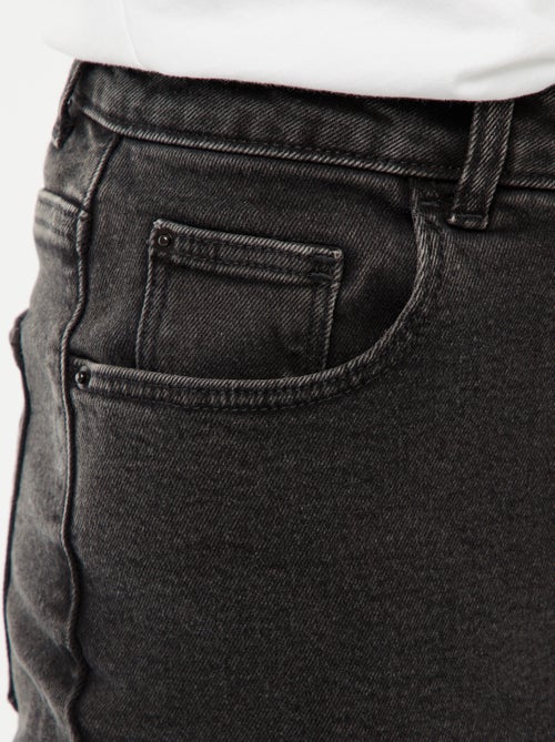 Calças de ganga com corte mom - L28 - Kiabi