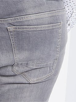 Calças de ganga com rasgões - Kiabi