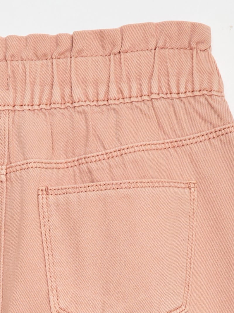 Calças de ganga corte mom com padrão Rosa - Kiabi