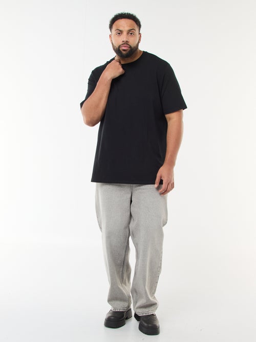 Calças de ganga corte relaxed fit - Kiabi Calças de ganga corte relaxed fit - Kiabi