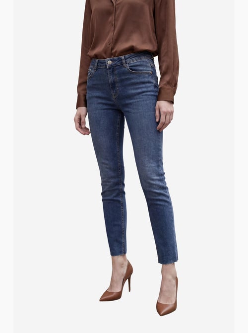 Calças de ganga de cintura subida de perna skinny my fashion - Kiabi Calças de ganga de cintura subida de perna skinny my fashion - Kiabi