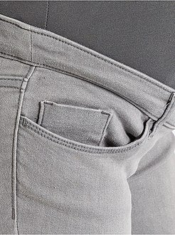 Calças de ganga de grávida com corte skinny - Kiabi