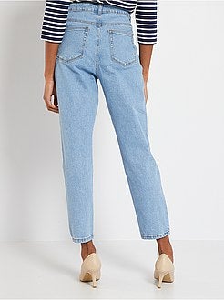 Calças de ganga mom com cintura muito subida - Kiabi