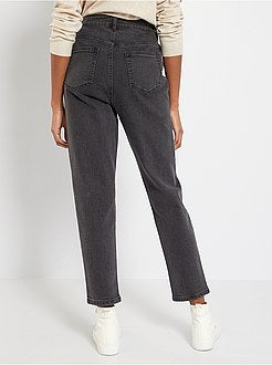 Calças de ganga mom com cintura muito subida - Kiabi