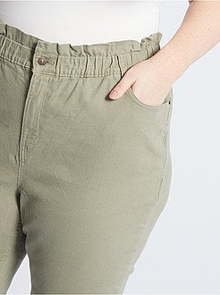 Calças de ganga mom com cintura subida - Kiabi