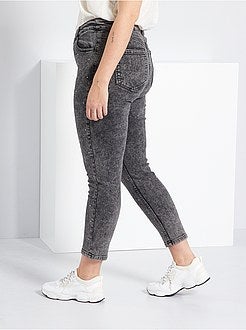 Calças de ganga Mom com tachas 7/8 - Kiabi