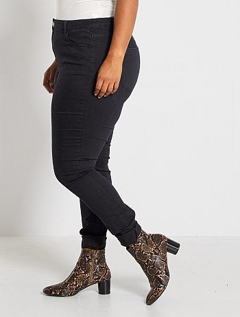 Calças de ganga skinny com 5 bolsos efeito push-up L32 - Kiabi