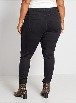 Calças de ganga skinny com 5 bolsos efeito push-up L32 - Kiabi