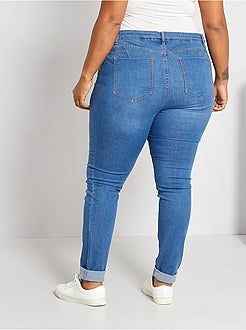 Calças de ganga skinny com 5 bolsos efeito push-up L32 - Kiabi