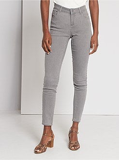 Calças de ganga skinny de 'conceção ecológica' - Kiabi